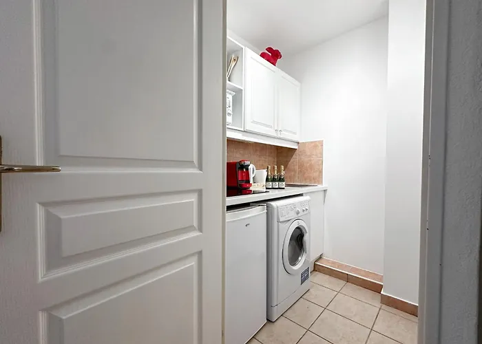 Palais Josephine 1br Bnbrickeys * Beausoleil